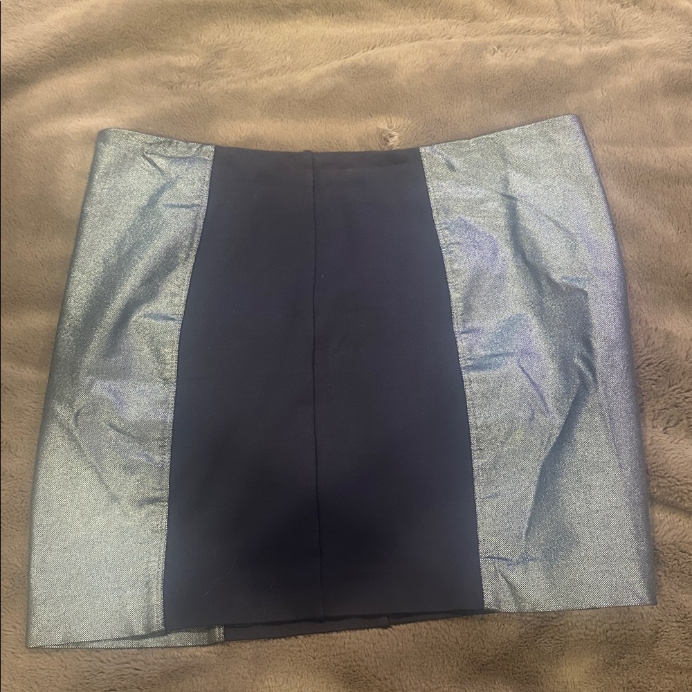 Armani Exchange Silver Metallic & Grey Knit Mini Skirt Side Zipper Sample 4